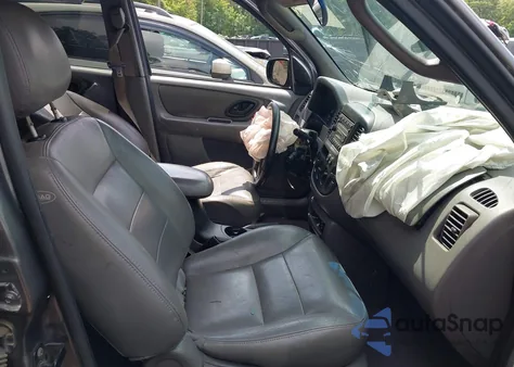 2002 Ford Escape Xlt из США, поврежденный, VIN 1FMCU04102KC60048